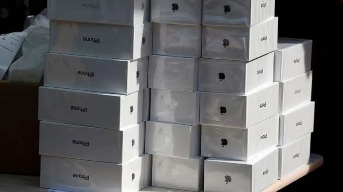 واردات گوشیهای مسافری نسبت به سال گذشته 50% کاهش داشته است